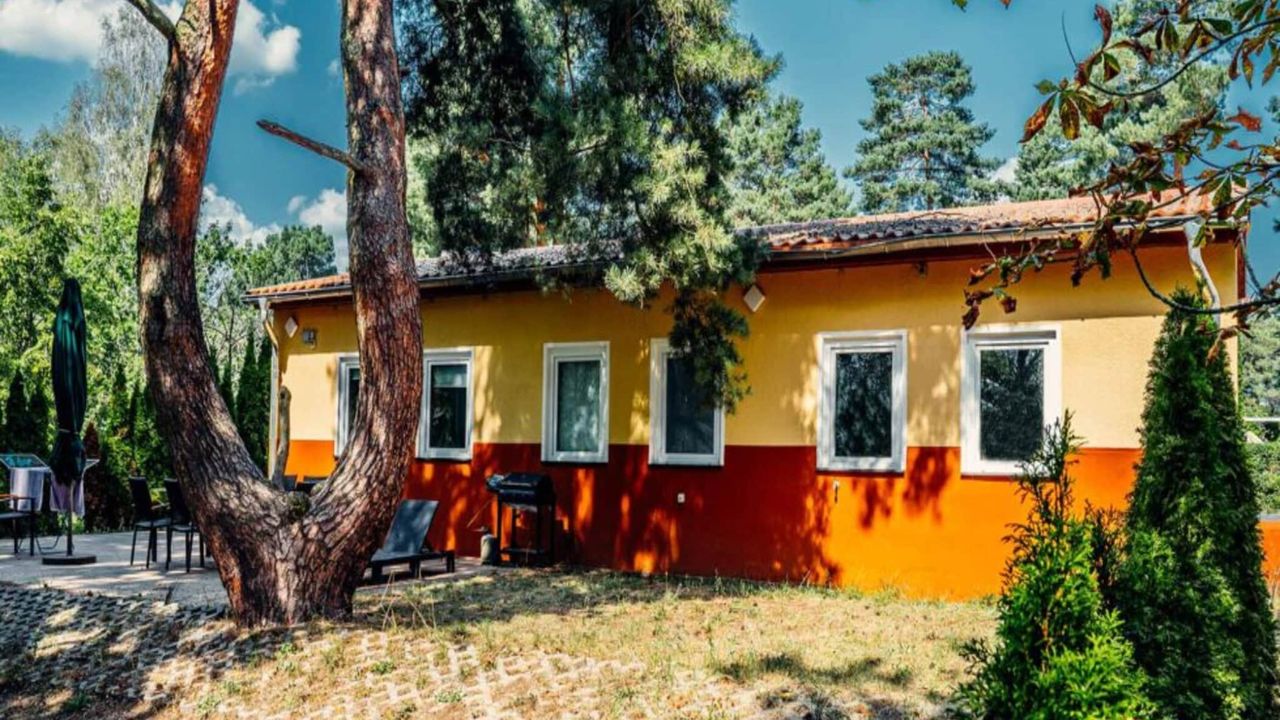 ExteriorSummer ExteriorSummer